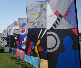 banner displays